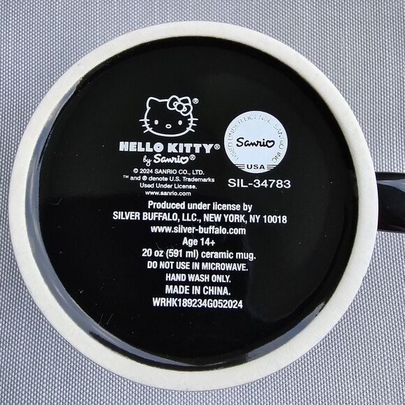 Brand New Hello Kitty Halloween Glitter Mug Trick Or Treat 2024 Sanrio. - Picture 3 of 3